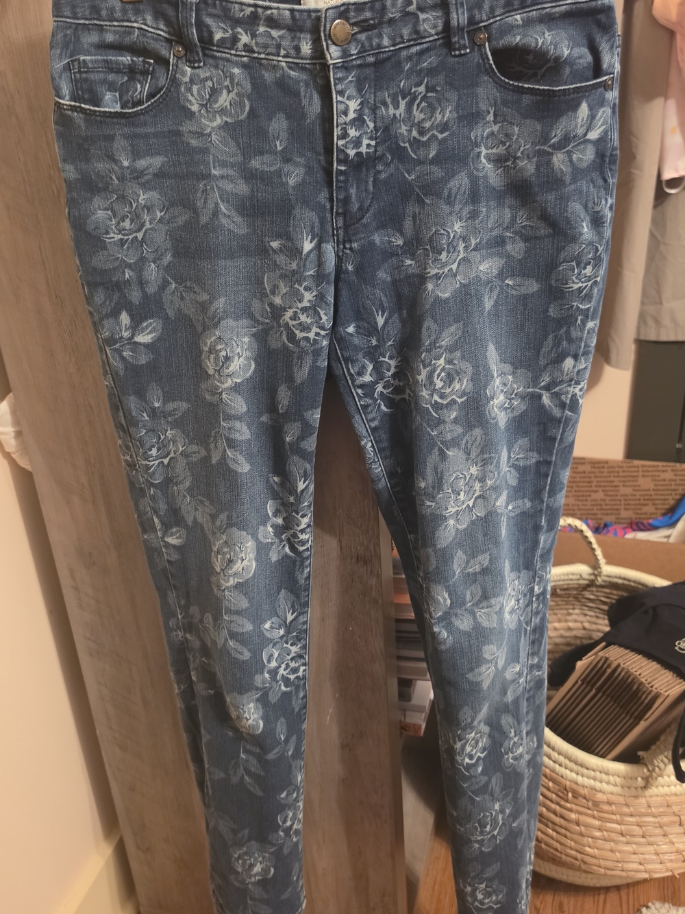 Coldwater Creek Blue Floral Skinny Jeans